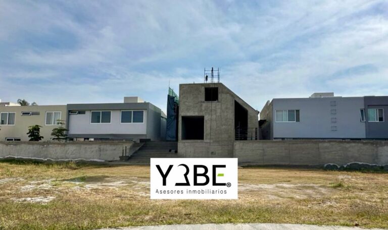 Terreno en venta El Bajío Habitat B