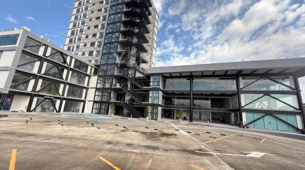 Local comercial en renta en la Estancia