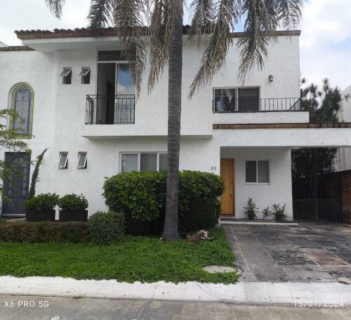 Casa en renta Jardín Real