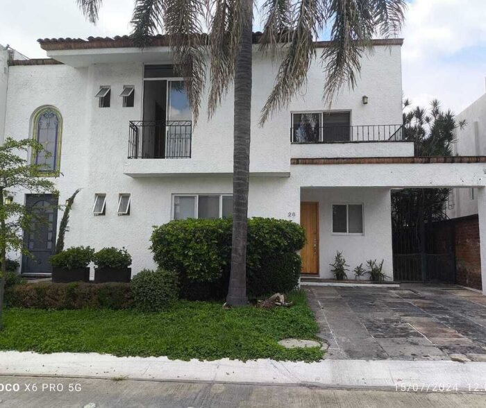 Casa en renta Jardín Real