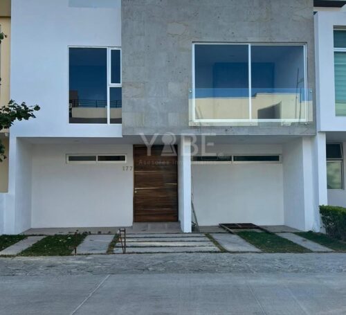 Casa en venta Solares – Acanthia