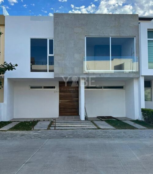 Casa en venta Solares – Acanthia