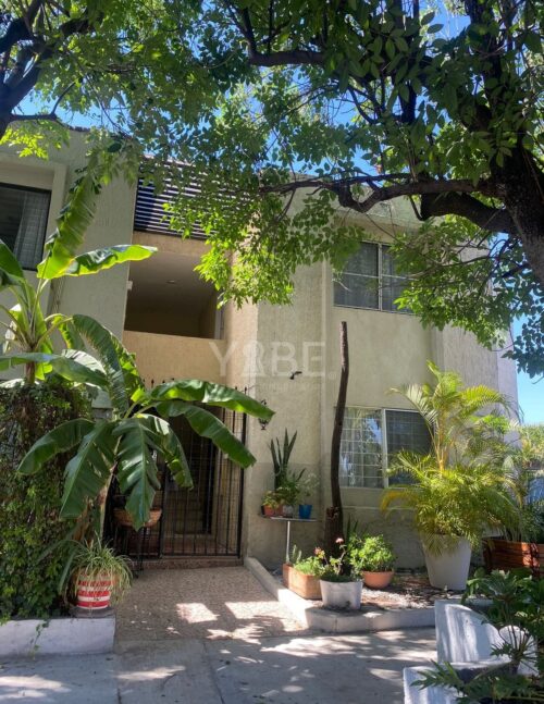 Departamento amueblado en renta La Estancia