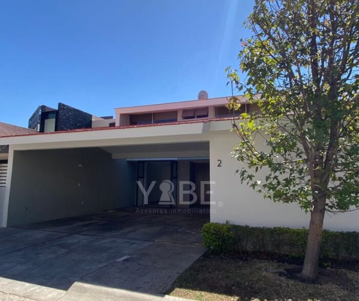 Casa en renta La Rioja – Colomos Providencia