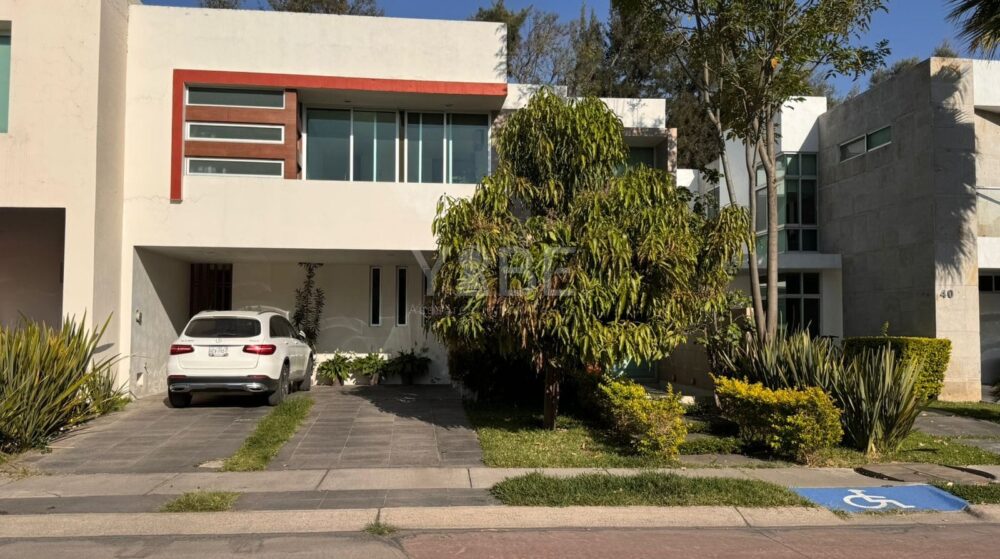 Casa en venta Olivos Residencial