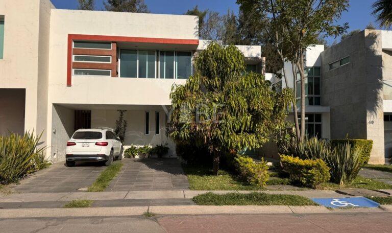 Casa en venta Olivos Residencial