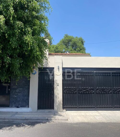 Casa amueblada en renta Villa Universitaria