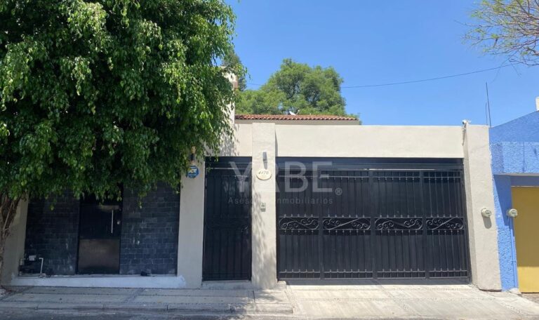 Casa amueblada en renta Villa Universitaria