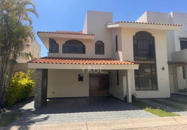 Casa en venta Valle Real