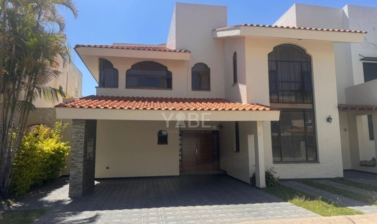 Casa en venta Valle Real