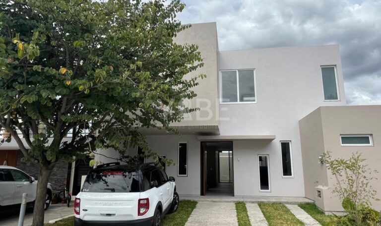 Casa en venta El Bajío Habitat