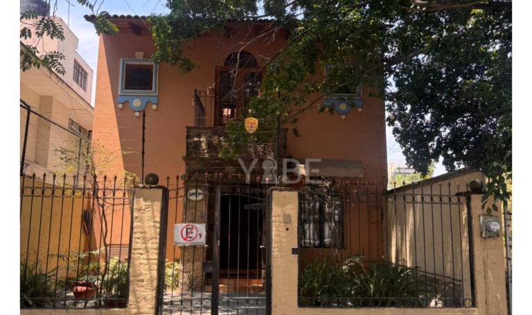 Casa en renta para oficinas Arcos Vallarta