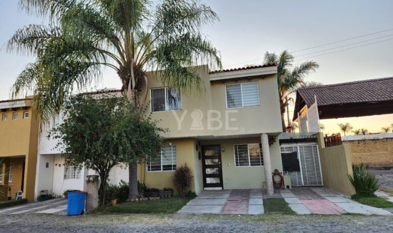 En venta CASA en Villas Santo Tomás