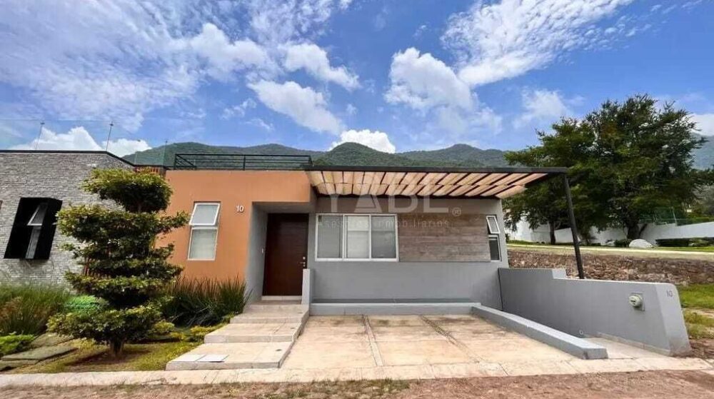 Casa en venta y renta San Juan Cosala