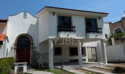 Casa en renta en Valle Real