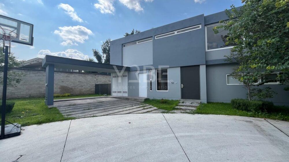 Casa en venta y renta en el Bajío Habitat "B"