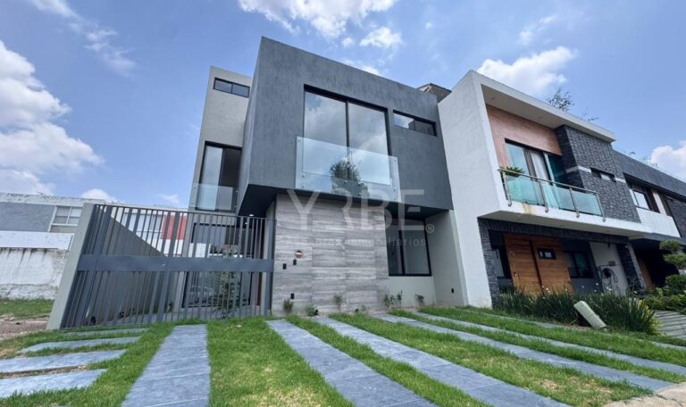 Casa a estrenar en venta Valle Imperial