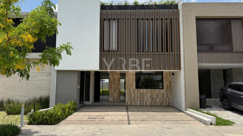 Casa en venta Valeira Habitat | Solares