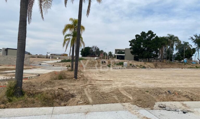 2 Terrenos individuales en venta Valle Imperial