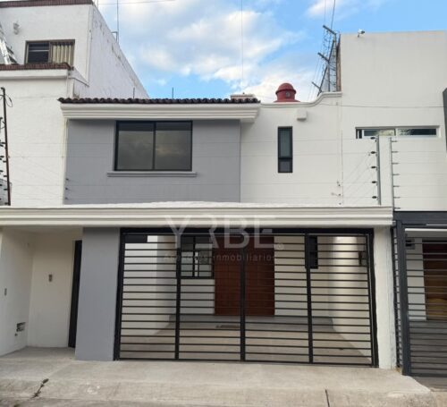 Casa en renta Las Alamedas