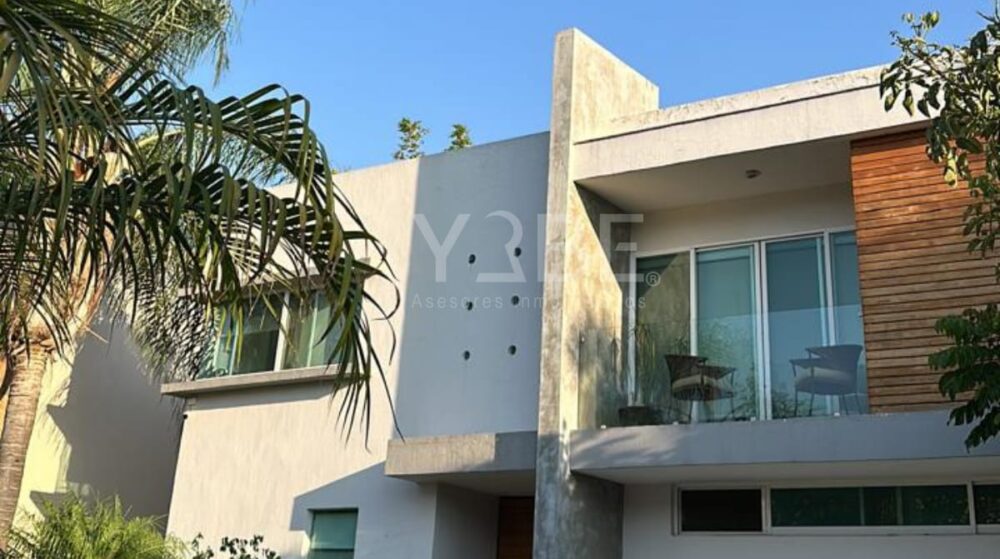 Casa amueblada en renta en Valle Real