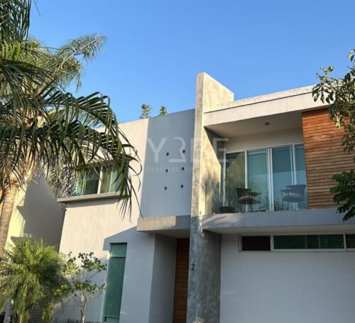 Casa amueblada en renta en Valle Real