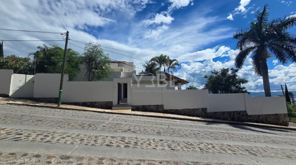 Casa en renta Raquet Club | San Juan Cosalá